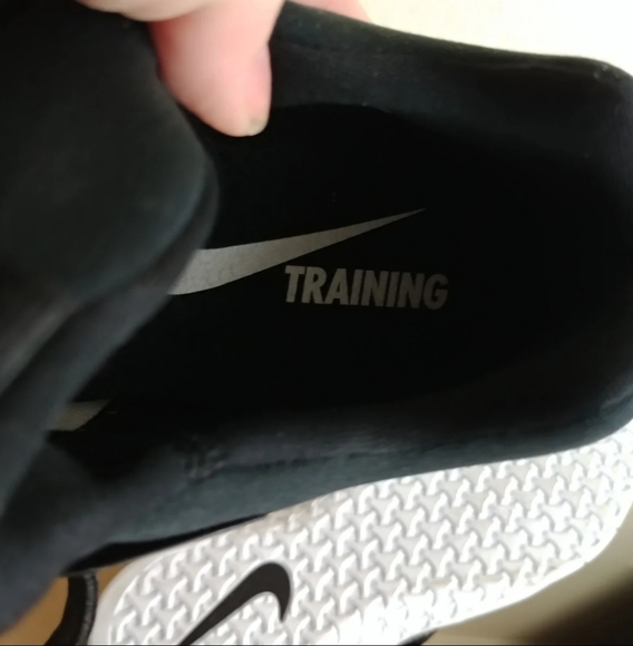 NEW Nike | Black White Metcon 3 Sneakers Athletic Training Shoes 12 Women's - Picture 9 of 11